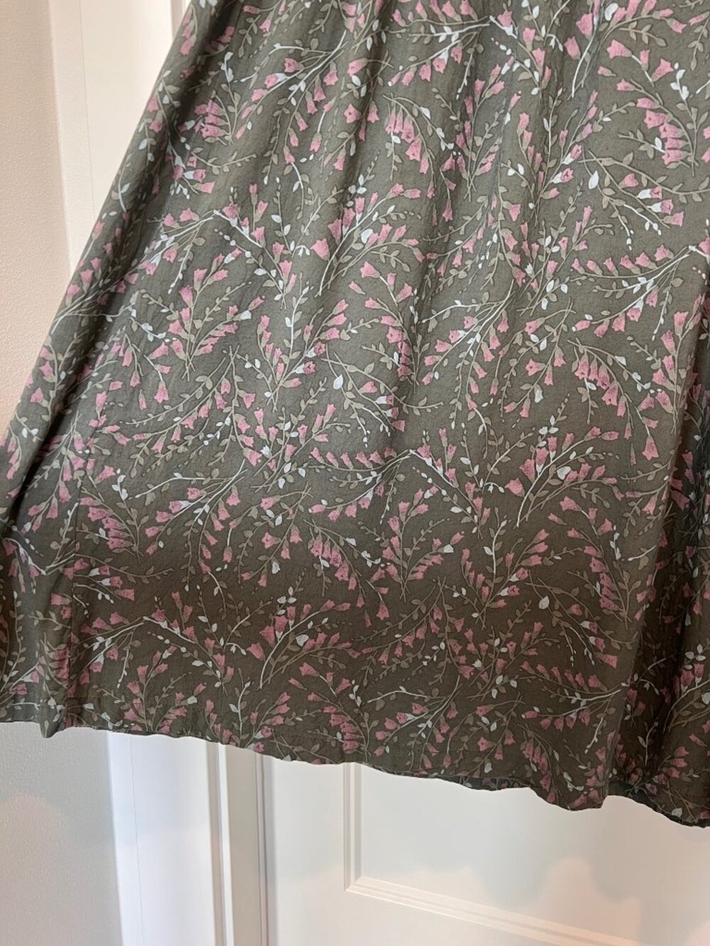 Vintage 90s Rayon Midi Skirt Floral Sage Green Teal Lavender, Large - Picture 3 of 8